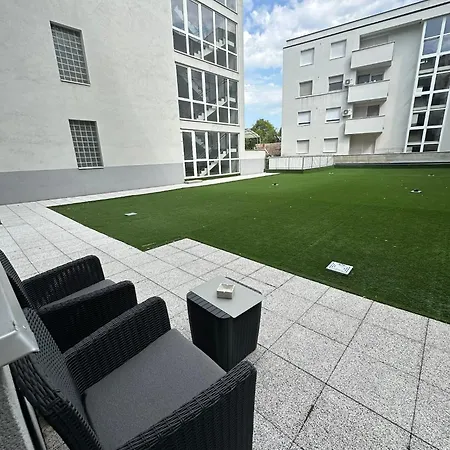 Apartment Vip Apartmant With Free Private Parking Debrecen